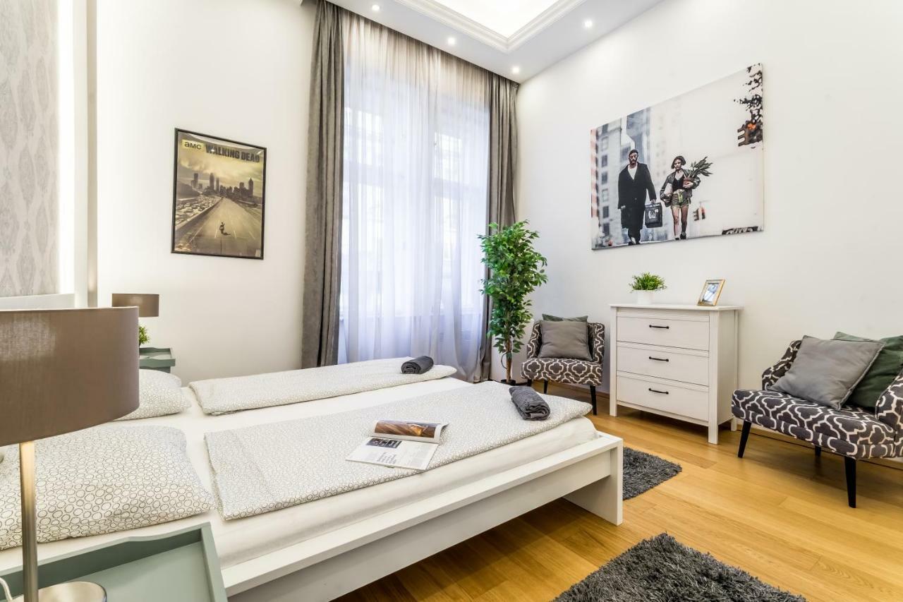 Hello Downtown Apartment - Movie Budapest Bagian luar foto