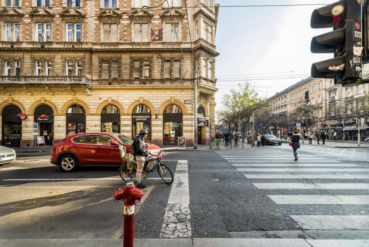 Hello Downtown Apartment - Movie Budapest Bagian luar foto