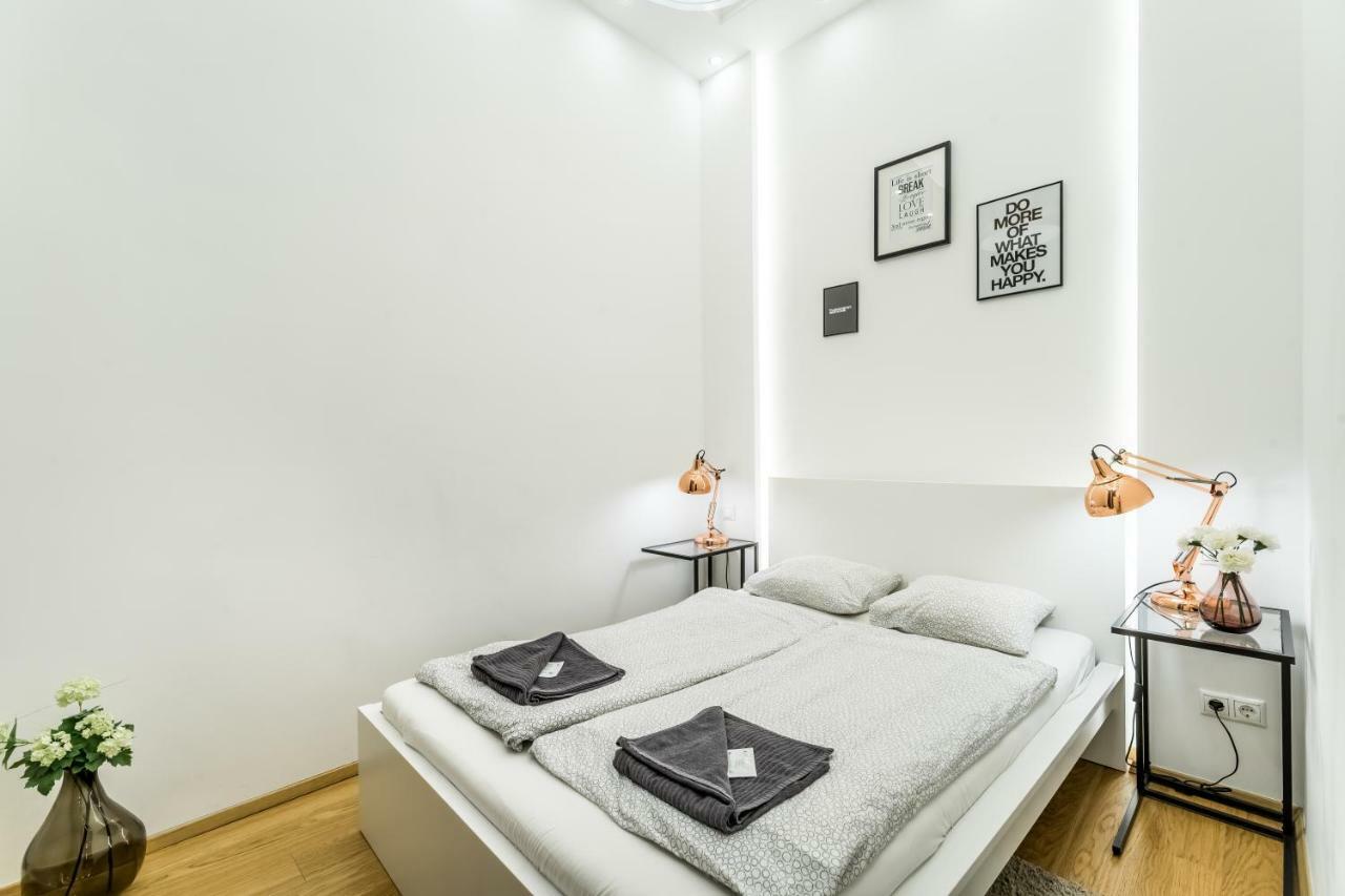 Hello Downtown Apartment - Movie Budapest Bagian luar foto