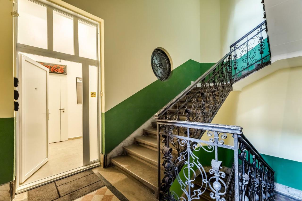 Hello Downtown Apartment - Movie Budapest Bagian luar foto